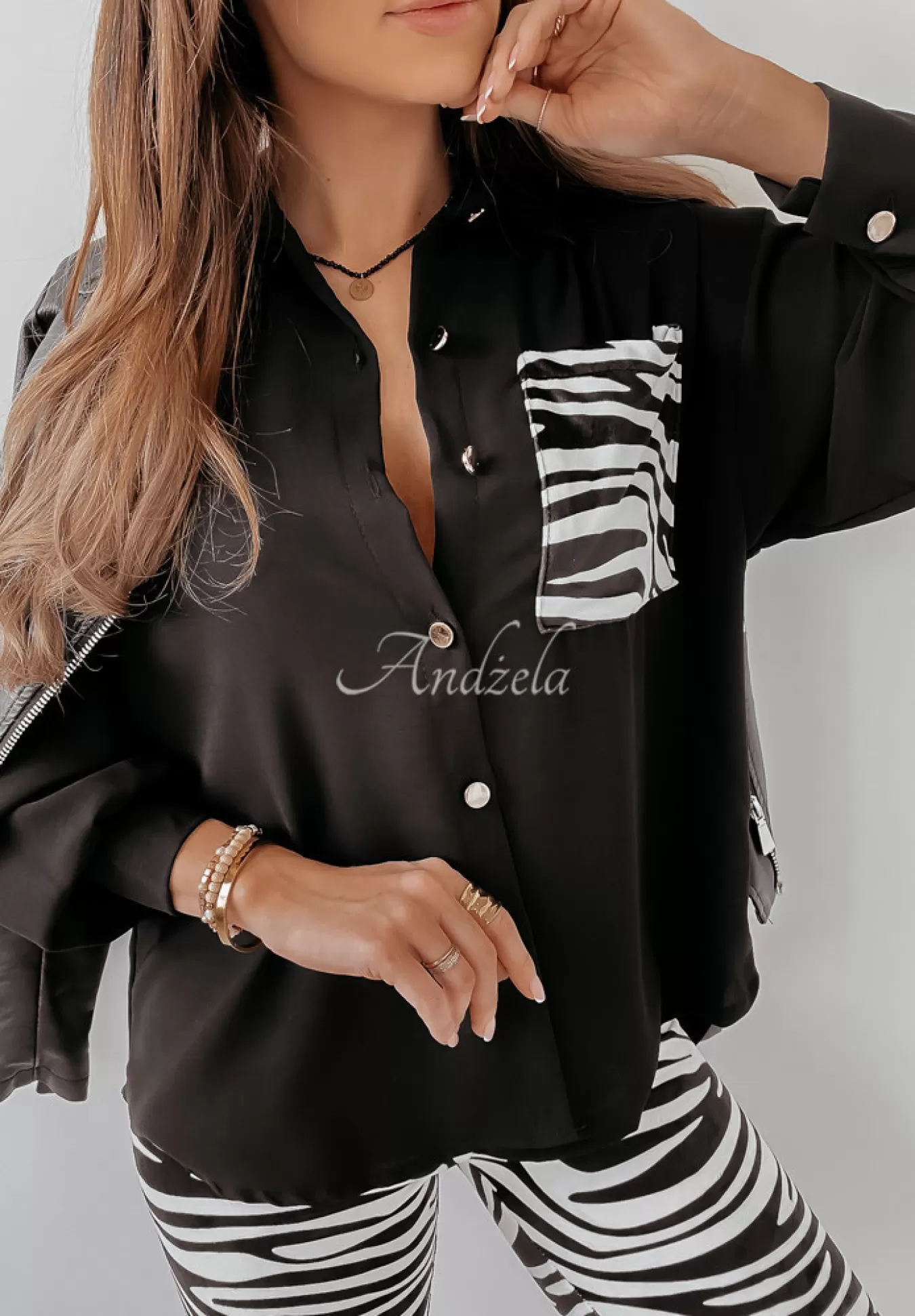 Sale Asymetryczna Koszula Oversize Z Kieszenia W Zebre Shantala Czarna Kobieta Koszule