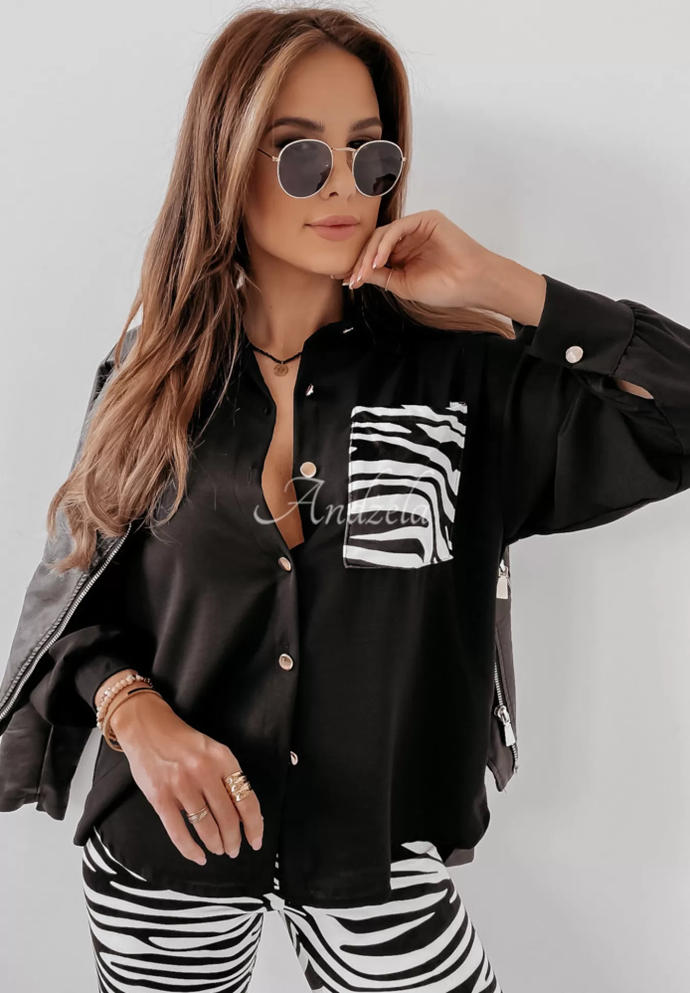 Sale Asymetryczna Koszula Oversize Z Kieszenia W Zebre Shantala Czarna Kobieta Koszule