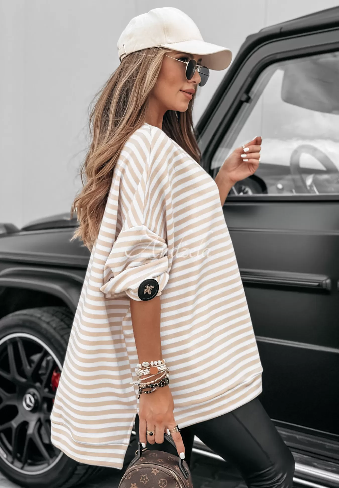 Discount Bluza Oversize W Paski Stripes All The Ultimate Bialo-Bezowa Kobieta Bluzy