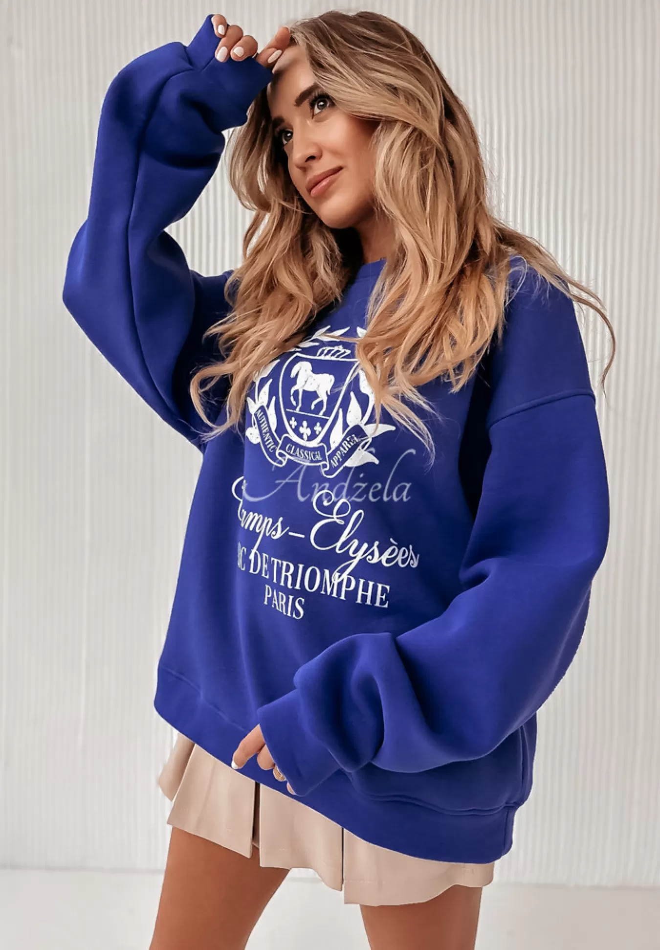 Shop Bluza Oversize Z Nadrukiem Champs Kobaltowa Kobieta Bluzy