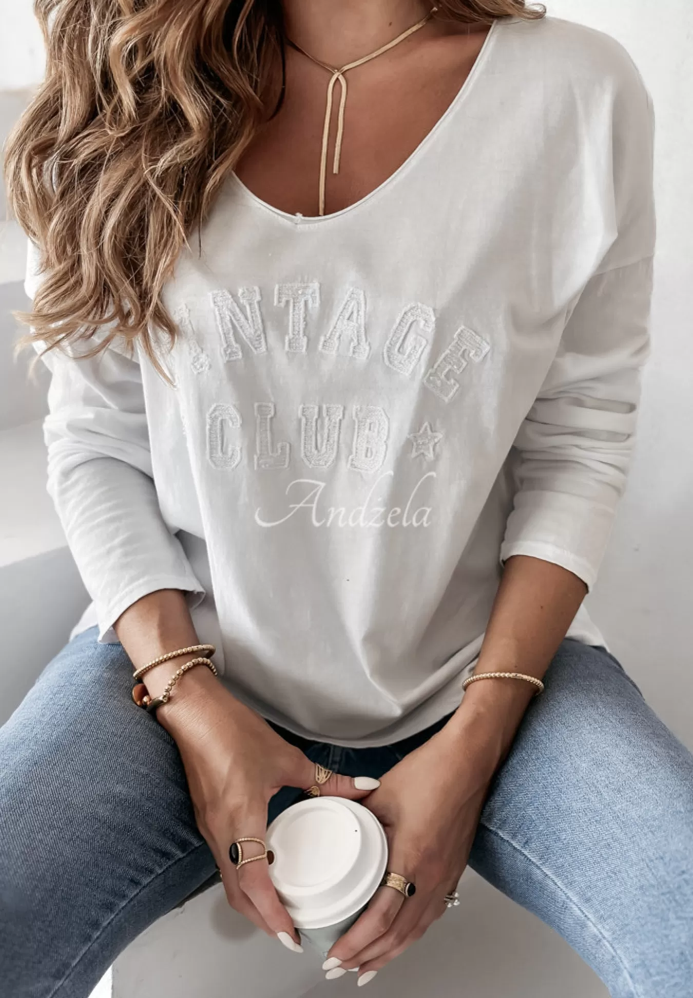 Discount Bluzka Z Napisem Vintage Club Biala Kobieta Bluzki