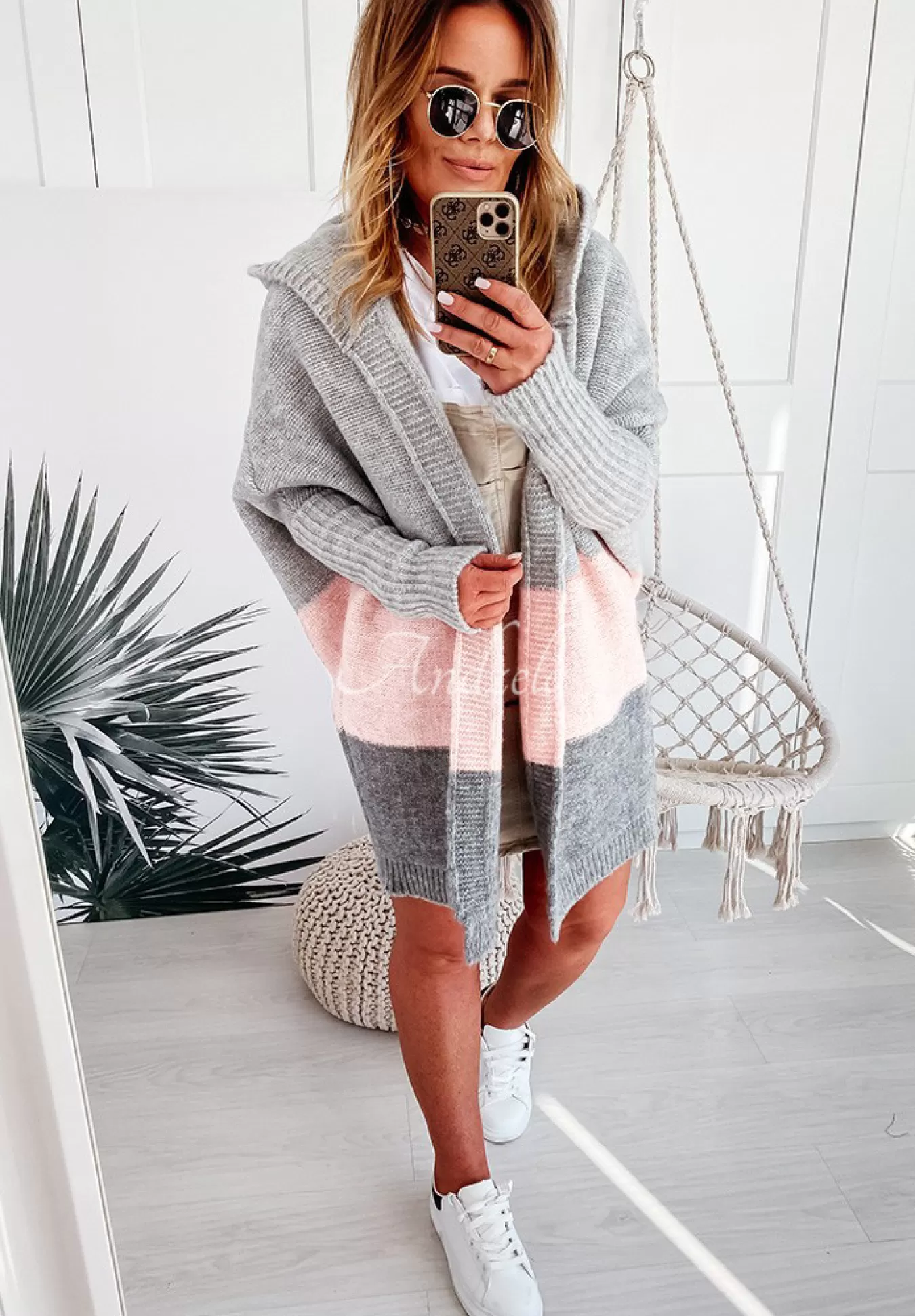 Best Sale Dlugi Kardigan Oversize Z Kapturem Debby Pudrowy Roz Kobieta Kardigany