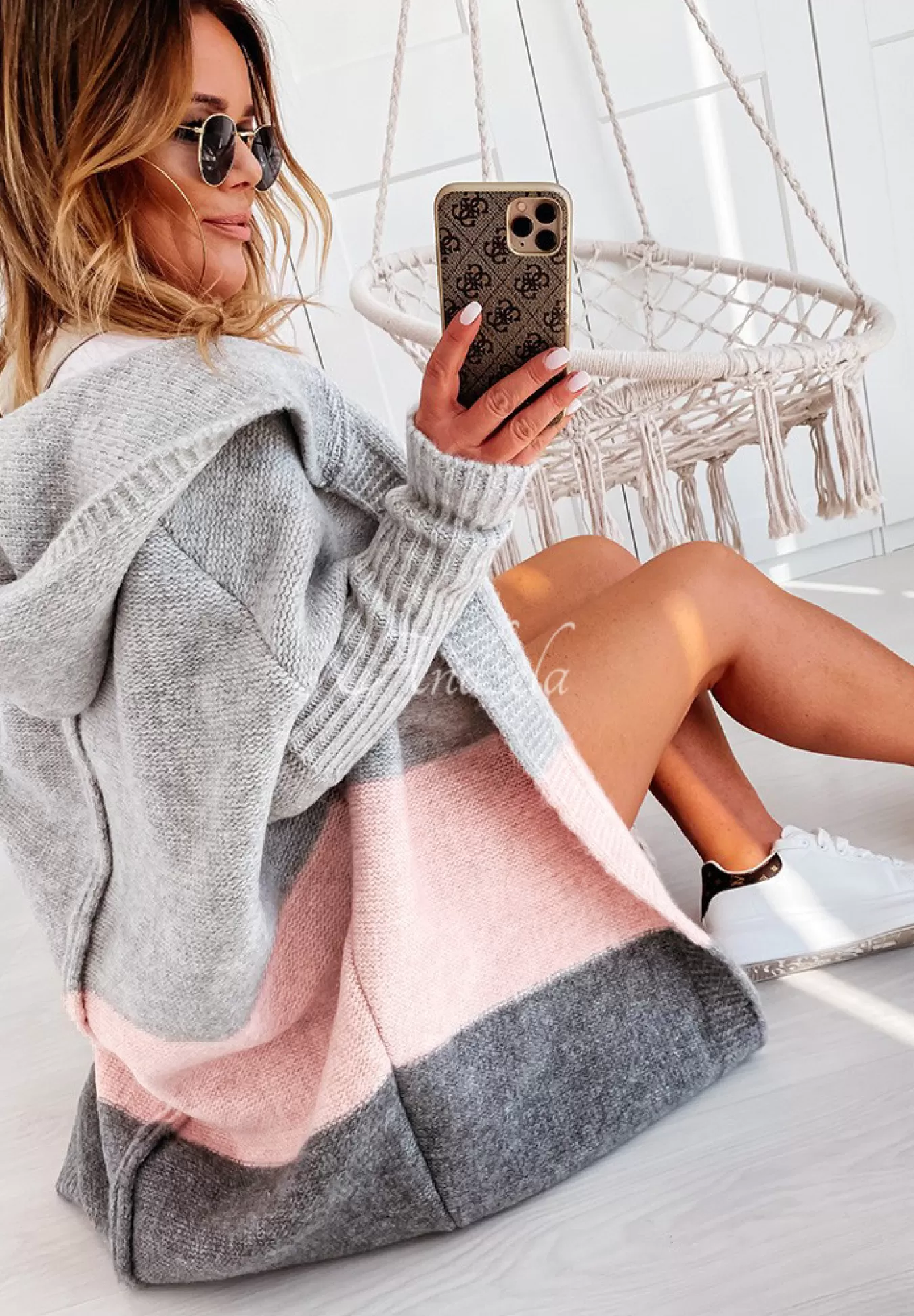 Best Sale Dlugi Kardigan Oversize Z Kapturem Debby Pudrowy Roz Kobieta Kardigany