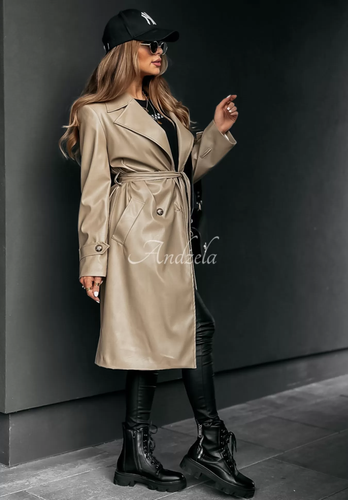 Discount Dlugi Plaszcz Z Imitacji Skory Fall Into Style Bezowy Kobieta Płaszcze