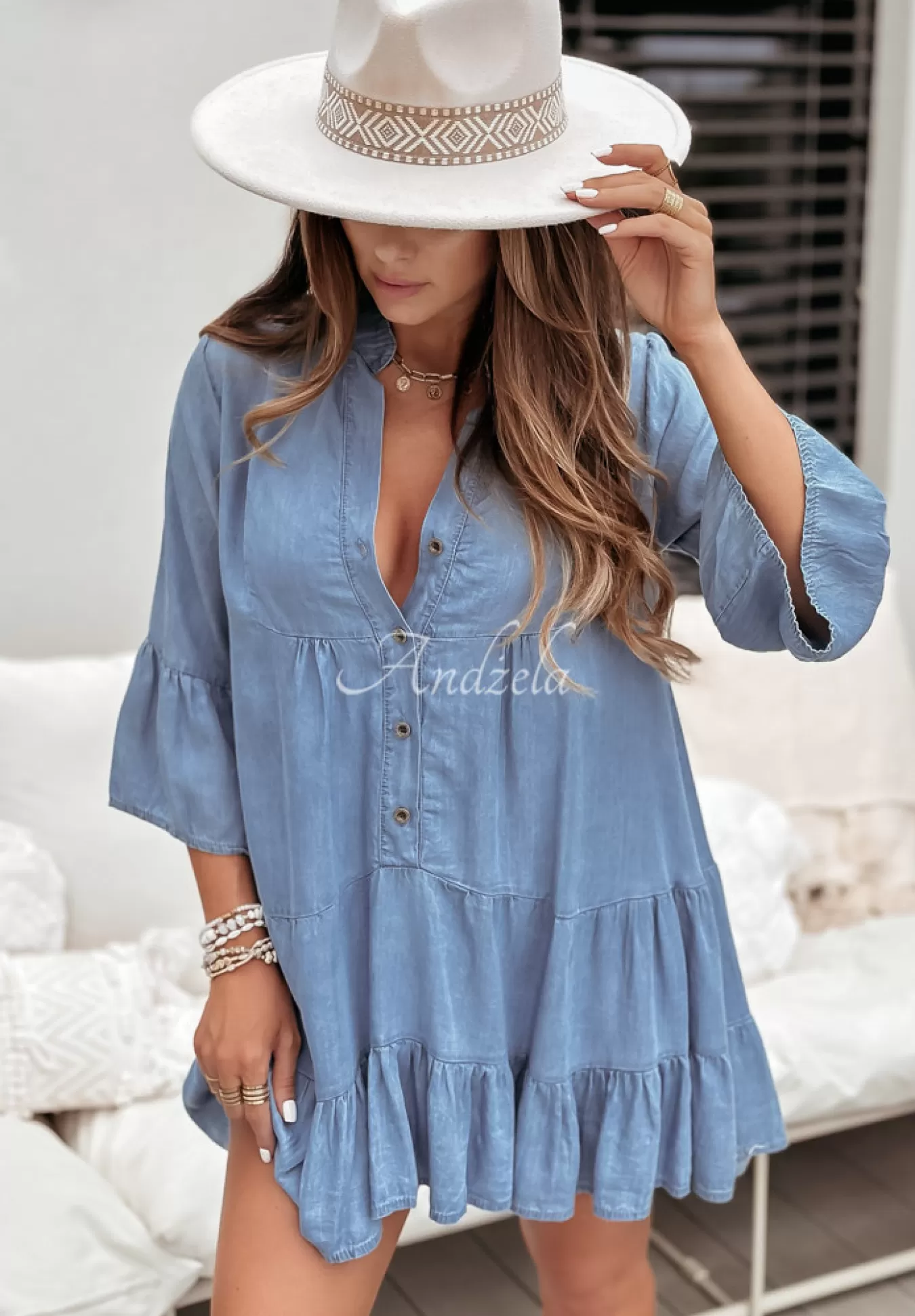 Shop Jeansowa Sukienka Oversize Z Falbankami Mamma Mia Jasnoniebieska Kobieta Sukienki