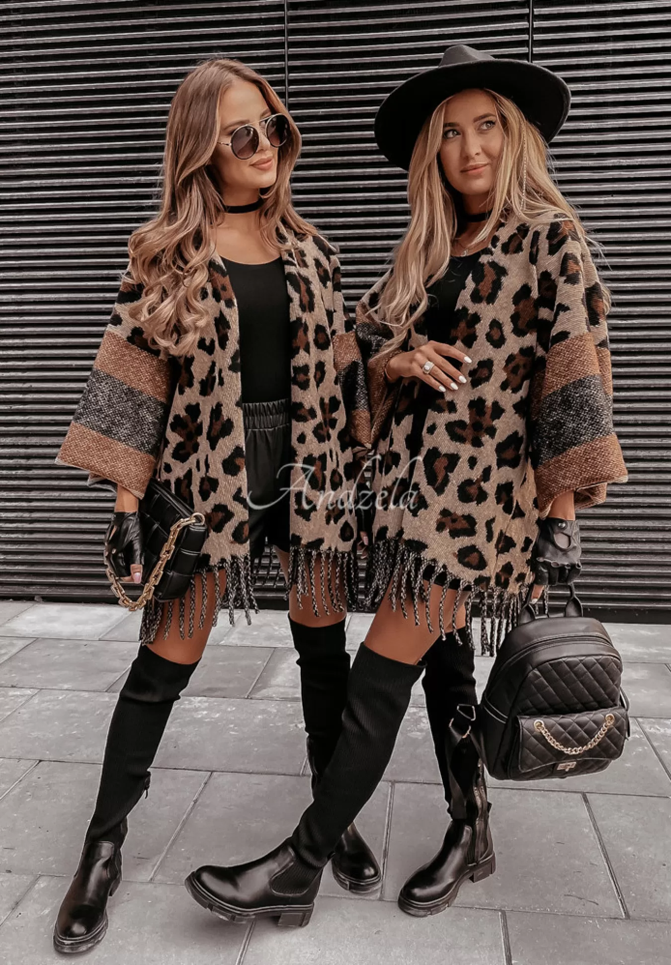 Store Kardigan Ponczo Oversize Z Fredzlami Savannah W Panterke Kobieta Kardigany