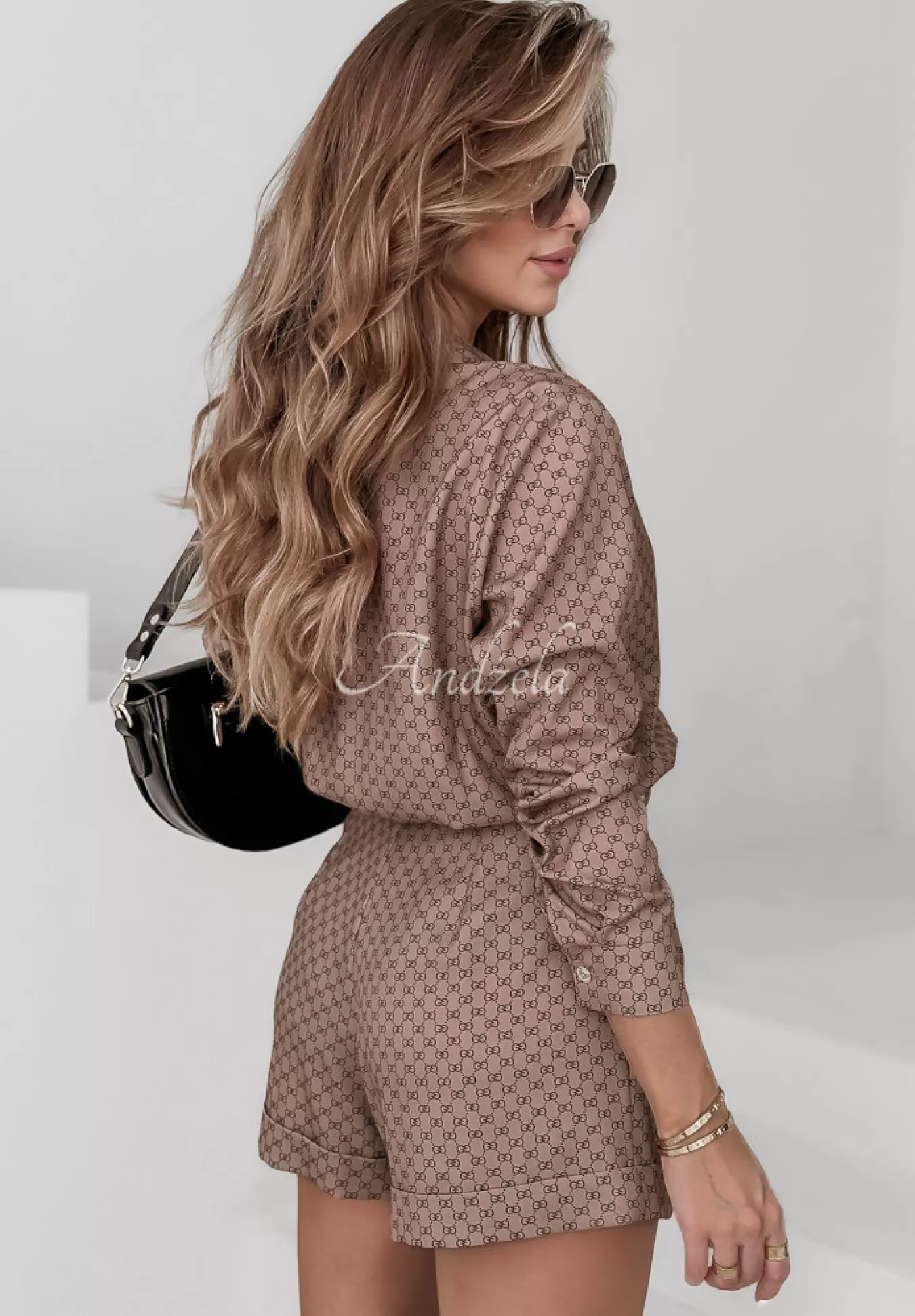 Discount Krotki Kombinezon Z Paskiem We Wzory Watch Me More Camelowy Kobieta Kombinezony