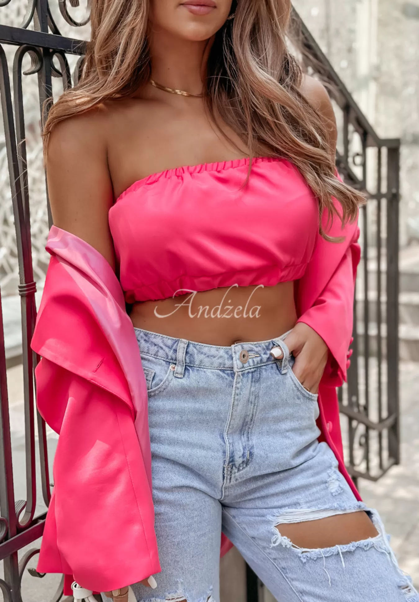 Flash Sale Krotki Top Opaska Bez Ramiaczek Think About Me Neonowy Rozowy Kobieta Garnitury