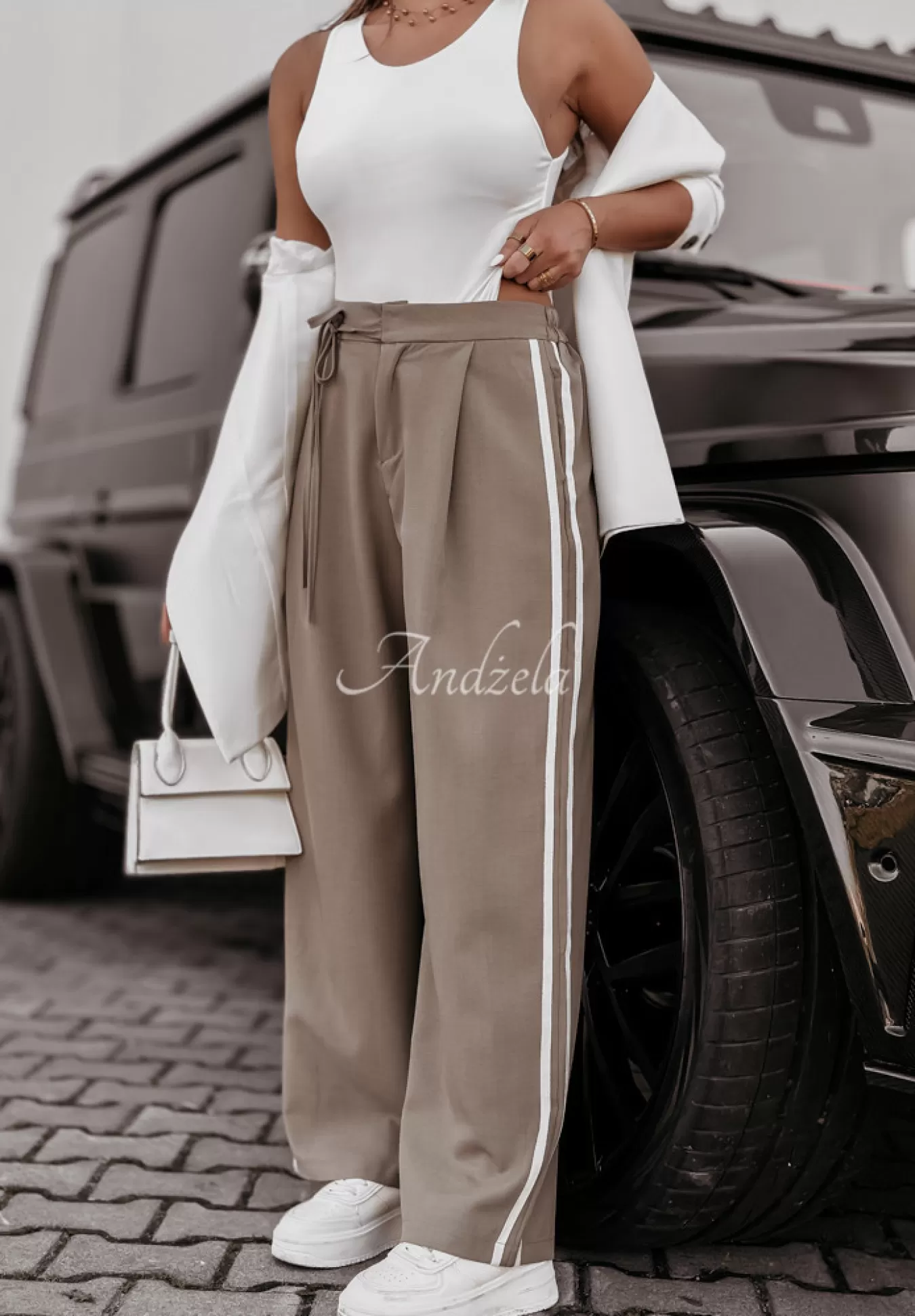 Best Materialowe Spodnie Wide Leg Z Lampasami Young And Brave Mokka Kobieta Spodnie