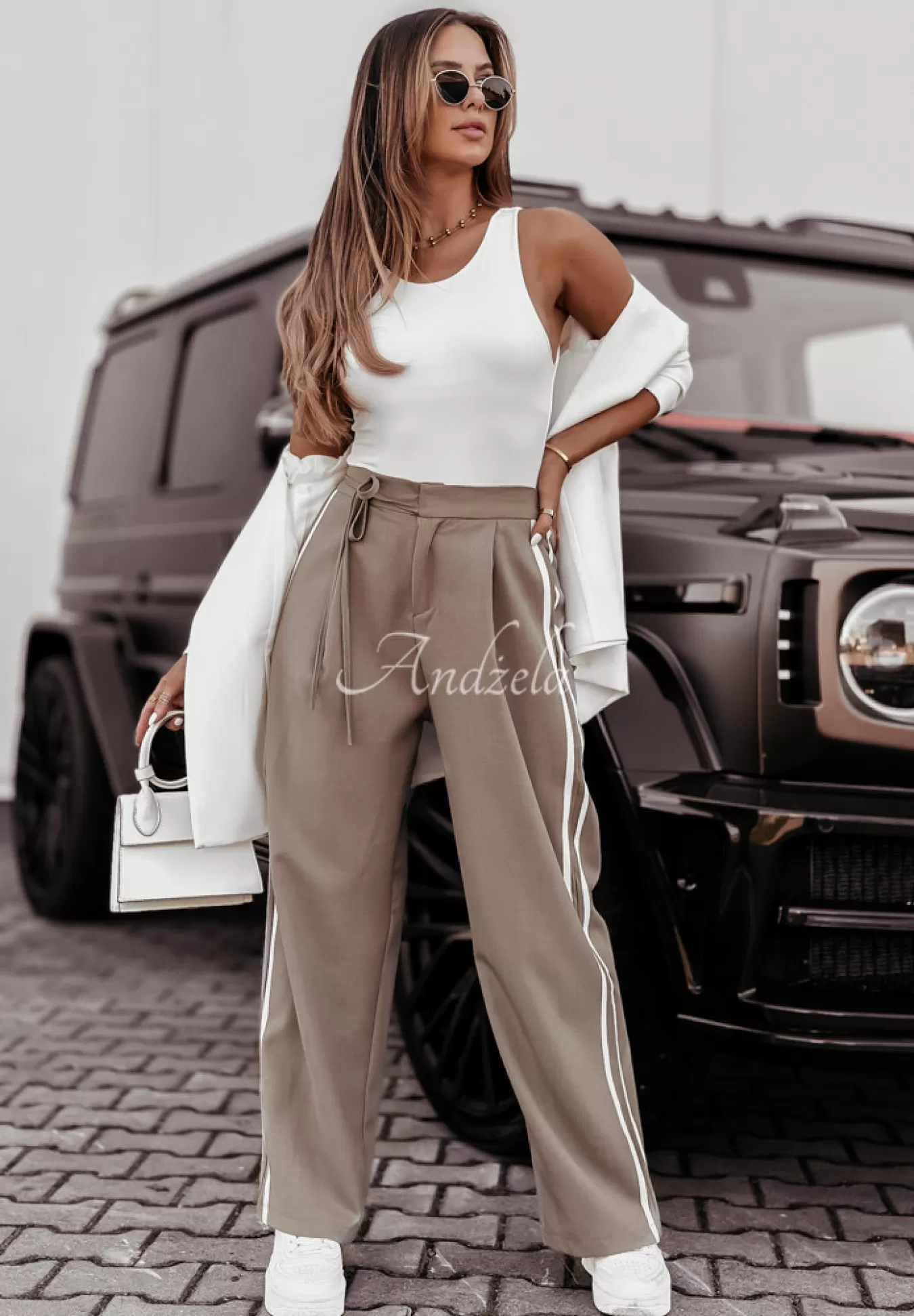 Best Materialowe Spodnie Wide Leg Z Lampasami Young And Brave Mokka Kobieta Spodnie
