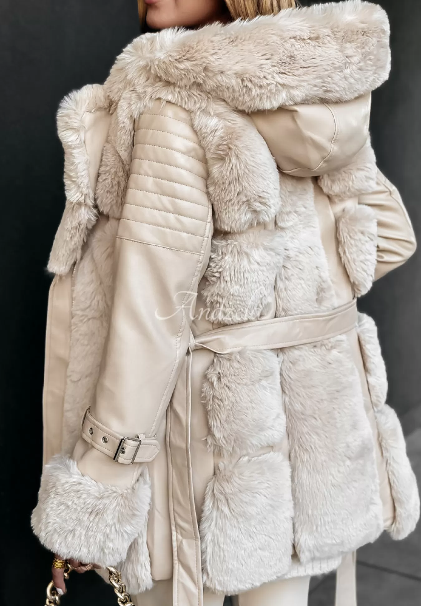 New Plaszcz Z Imitacji Skory Z Futerkiem Season To Be Freezin Bezowy Kobieta Płaszcze