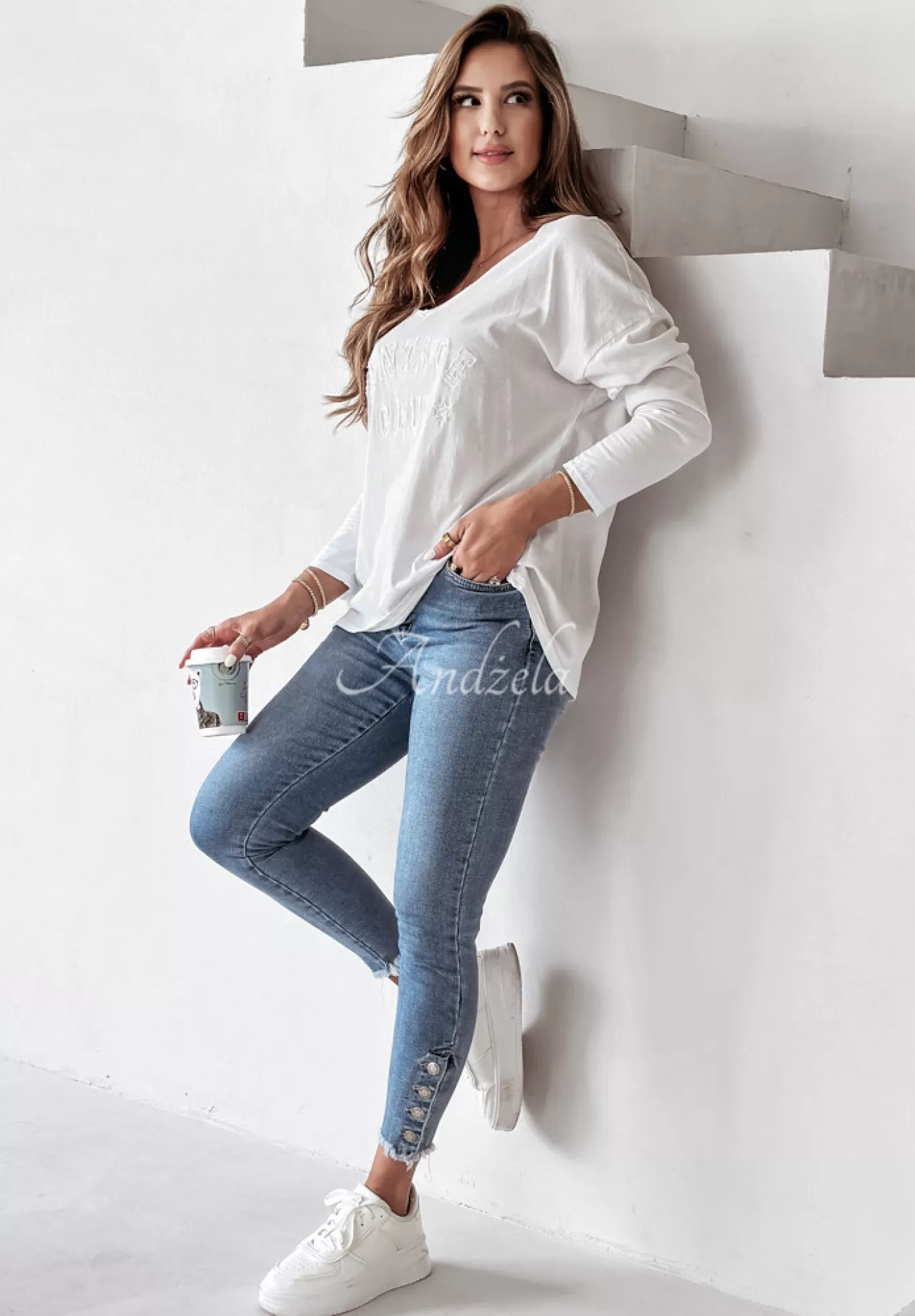 Best Sale Spodnie Jeansowe Skinny Z Guzikami Don'T Waste My Time Niebieskie Kobieta Jeansy