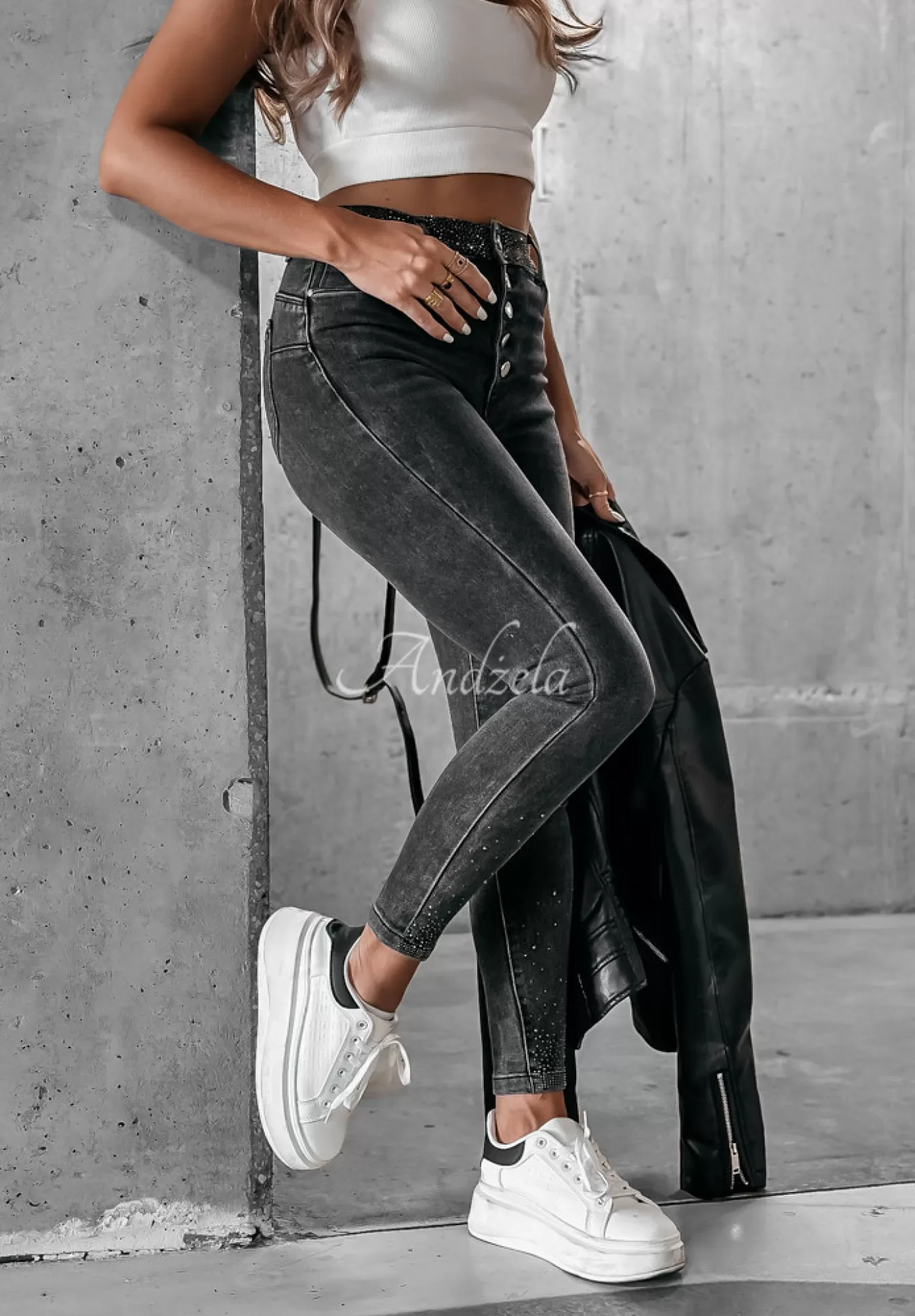 Shop Spodnie Jeansowe Skinny Z Krysztalkami More Bling Please Ciemnoszare Kobieta Jeansy