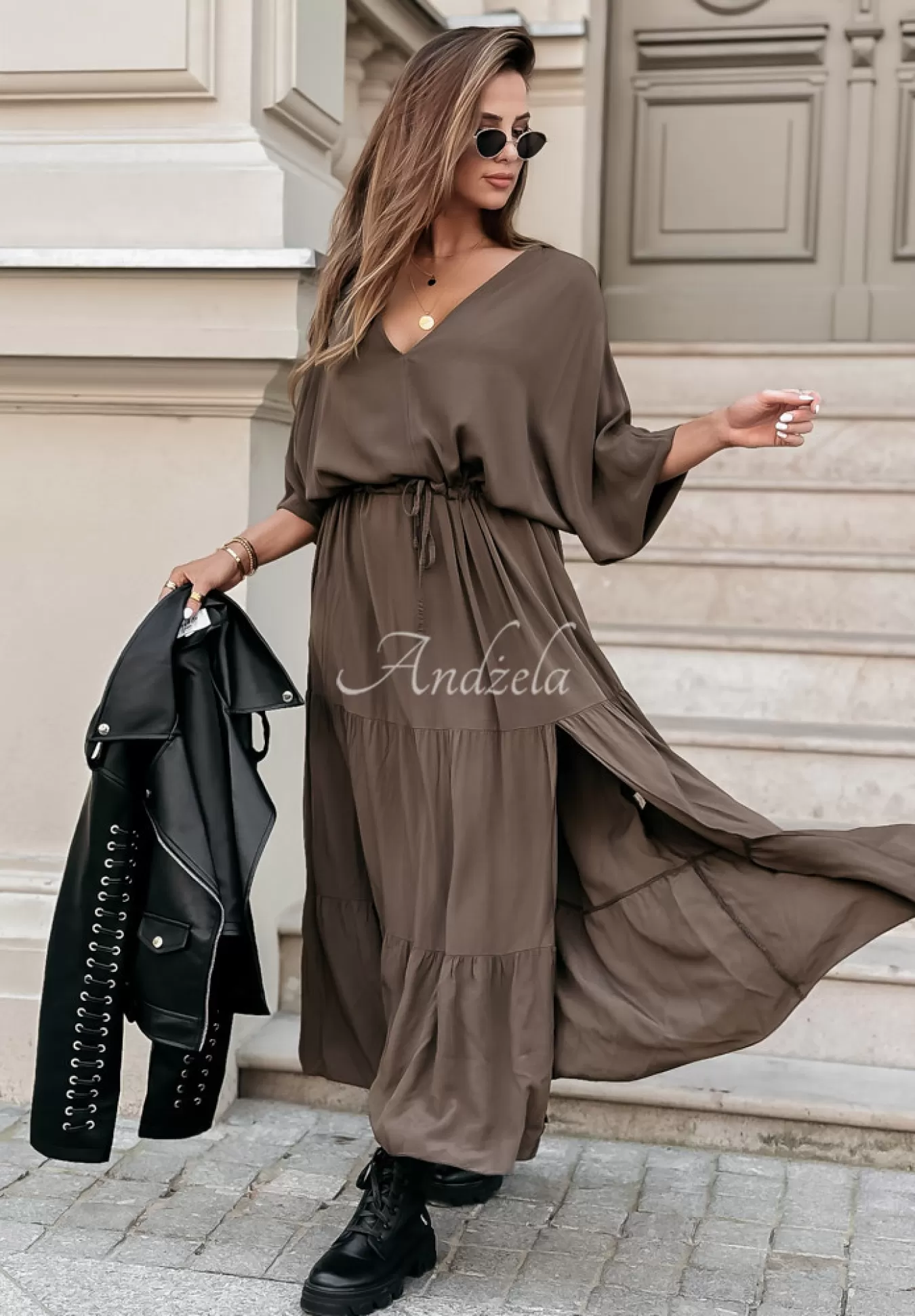 Fashion Sukienka Maxi Z Falbankami Colletta Brazowa Kobieta Sukienki