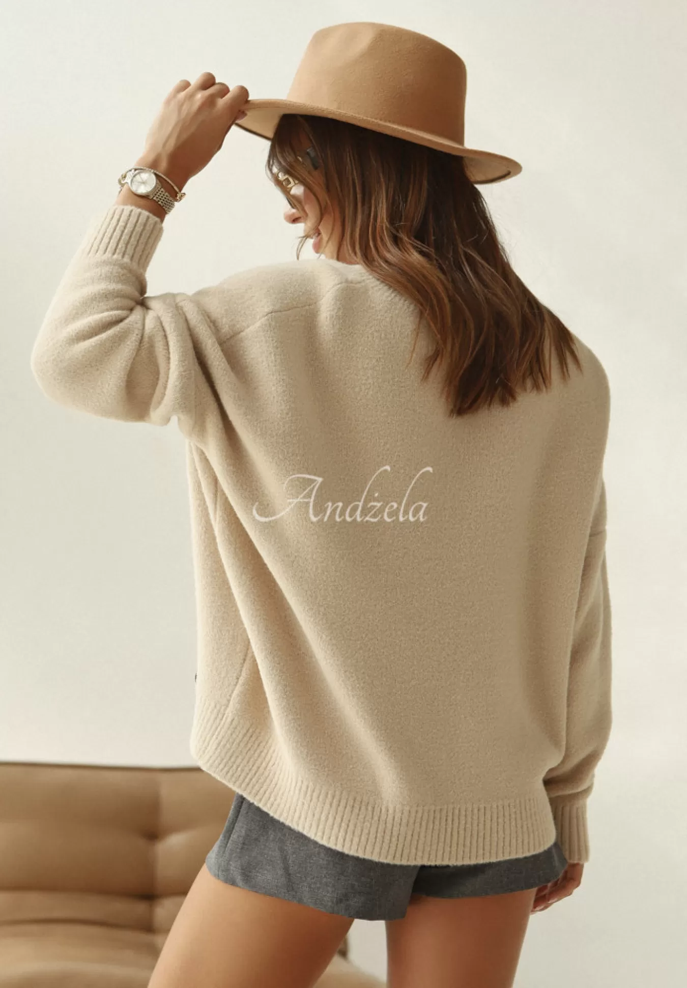 Hot Sweter Oversize Z Dekoltem Cocomore Marshmallow Touch Bezowy Kobieta Swetry