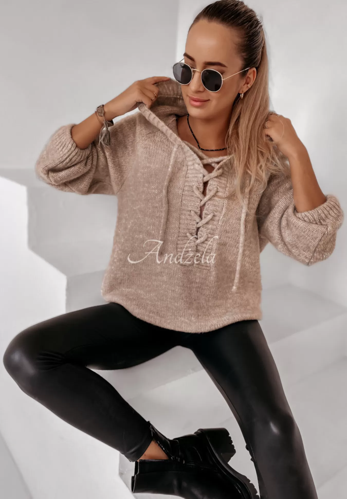 Hot Sweter Oversize Ze Sznurowaniem I Kapturem Laossi Bezowy Kobieta Swetry