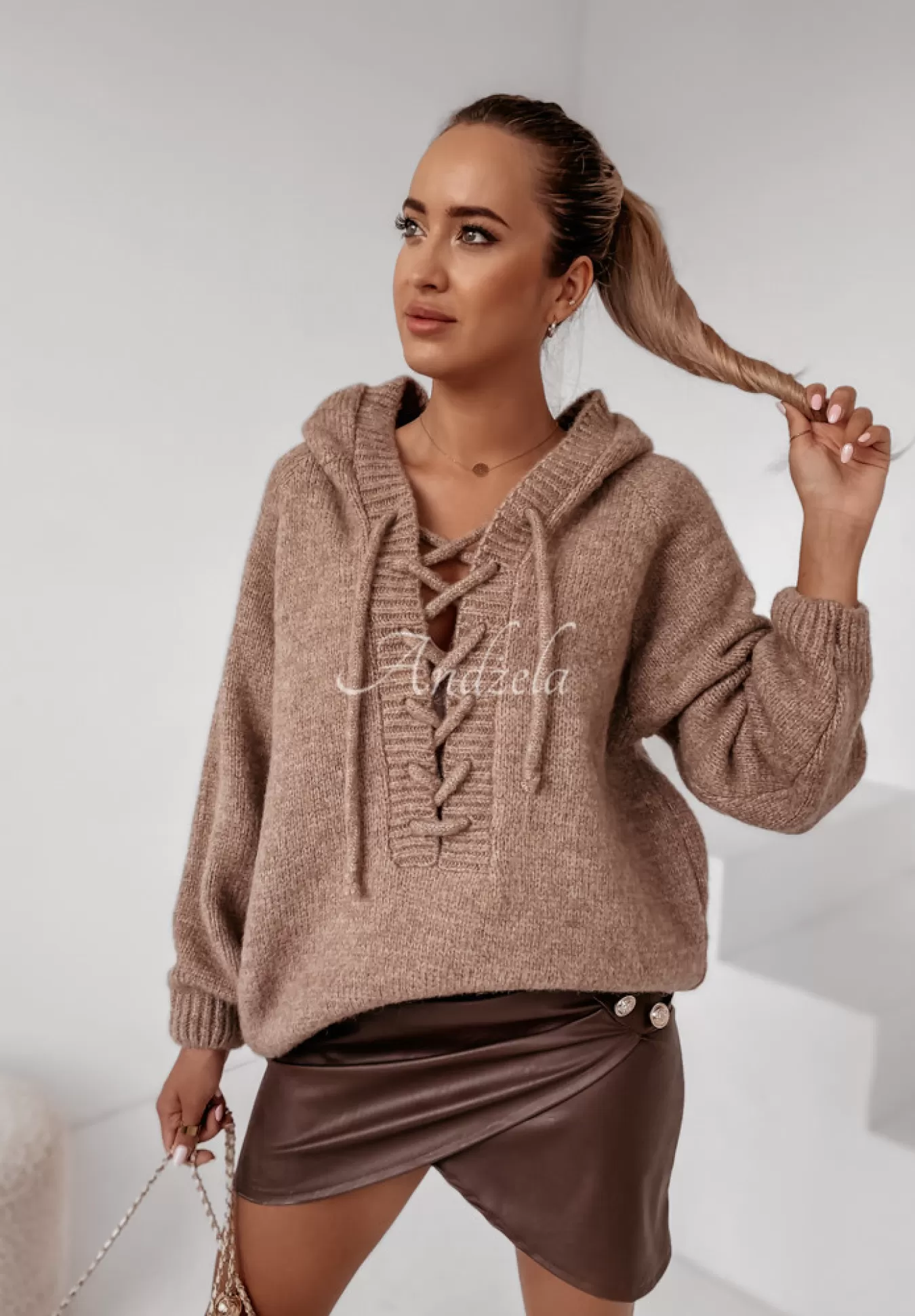 Best Sweter Oversize Ze Sznurowaniem I Kapturem Laossi Camelowy Kobieta Swetry