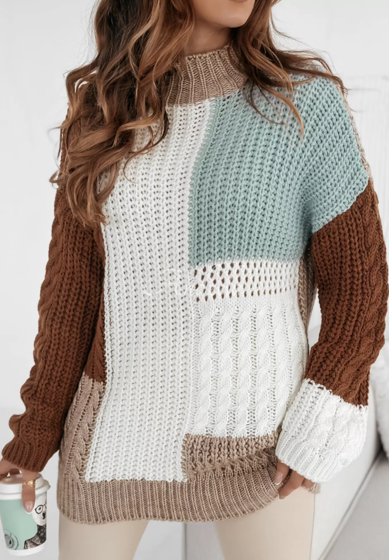 Flash Sale Sweter Z Ozdobnym Splotem Color Me Mine Czekoladowo-Bezowy Kobieta Swetry