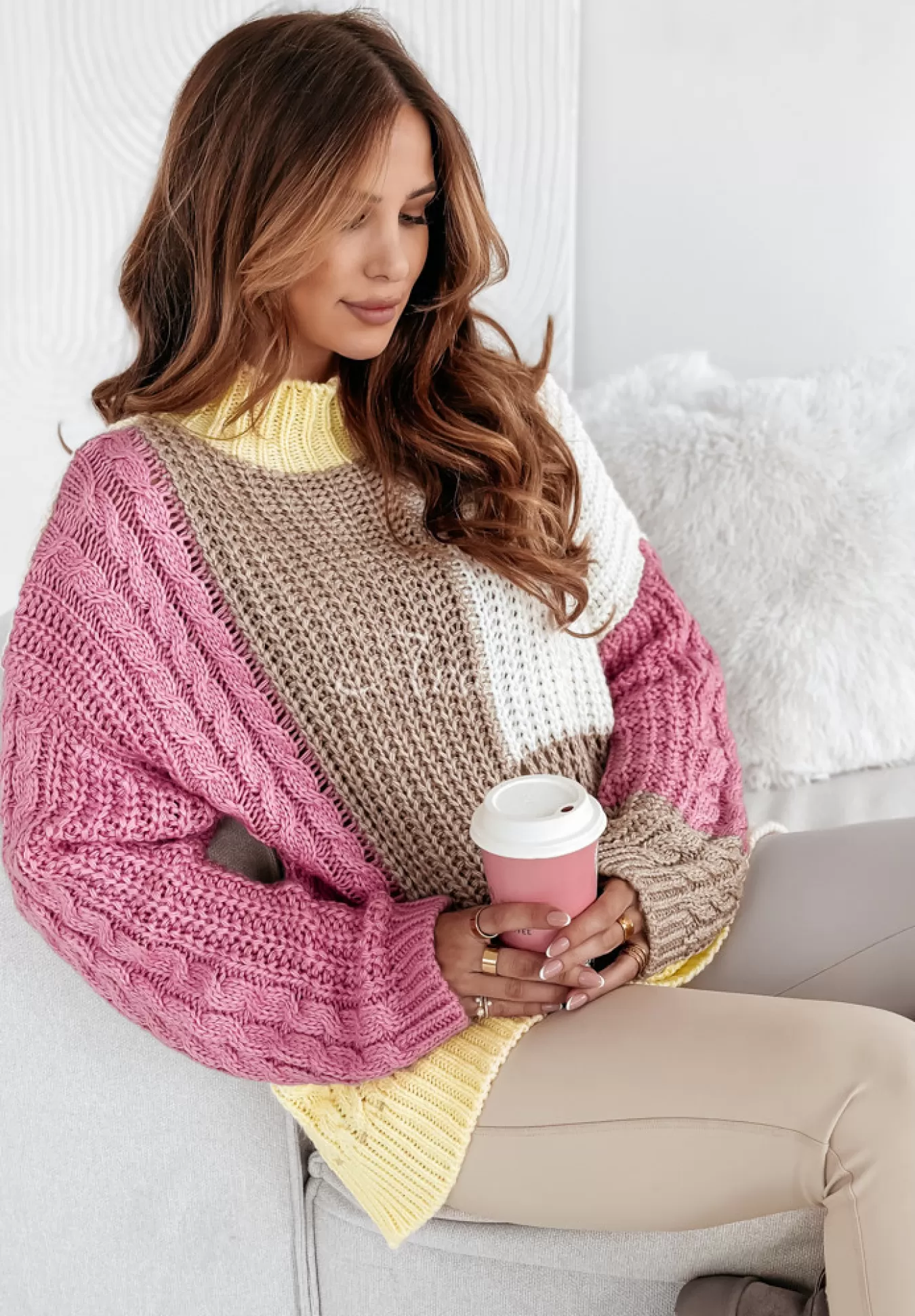 Cheap Sweter Z Ozdobnym Splotem Color Me Mine Rozowo-Zolty Kobieta Swetry