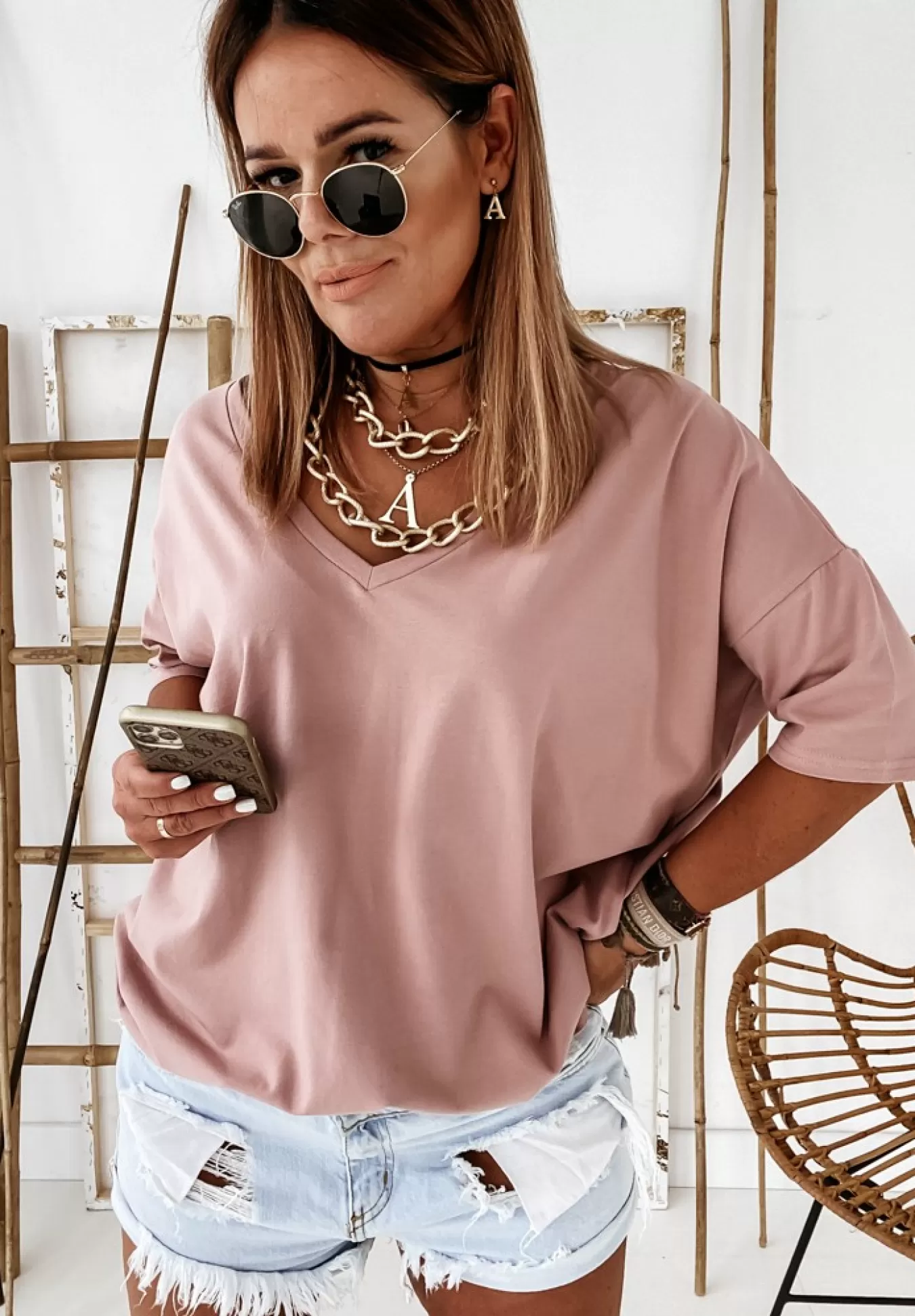 Best Sale T-Shirt Oversize Z Dekoltem W Serek Cascade Pudrowy Roz Kobieta Bluzki
