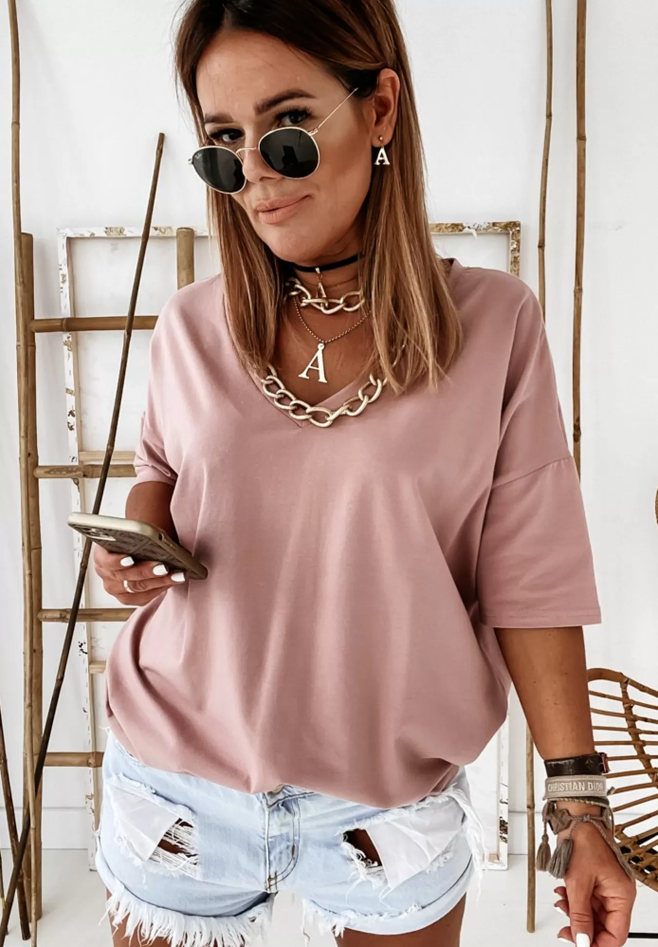 Best Sale T-Shirt Oversize Z Dekoltem W Serek Cascade Pudrowy Roz Kobieta Bluzki