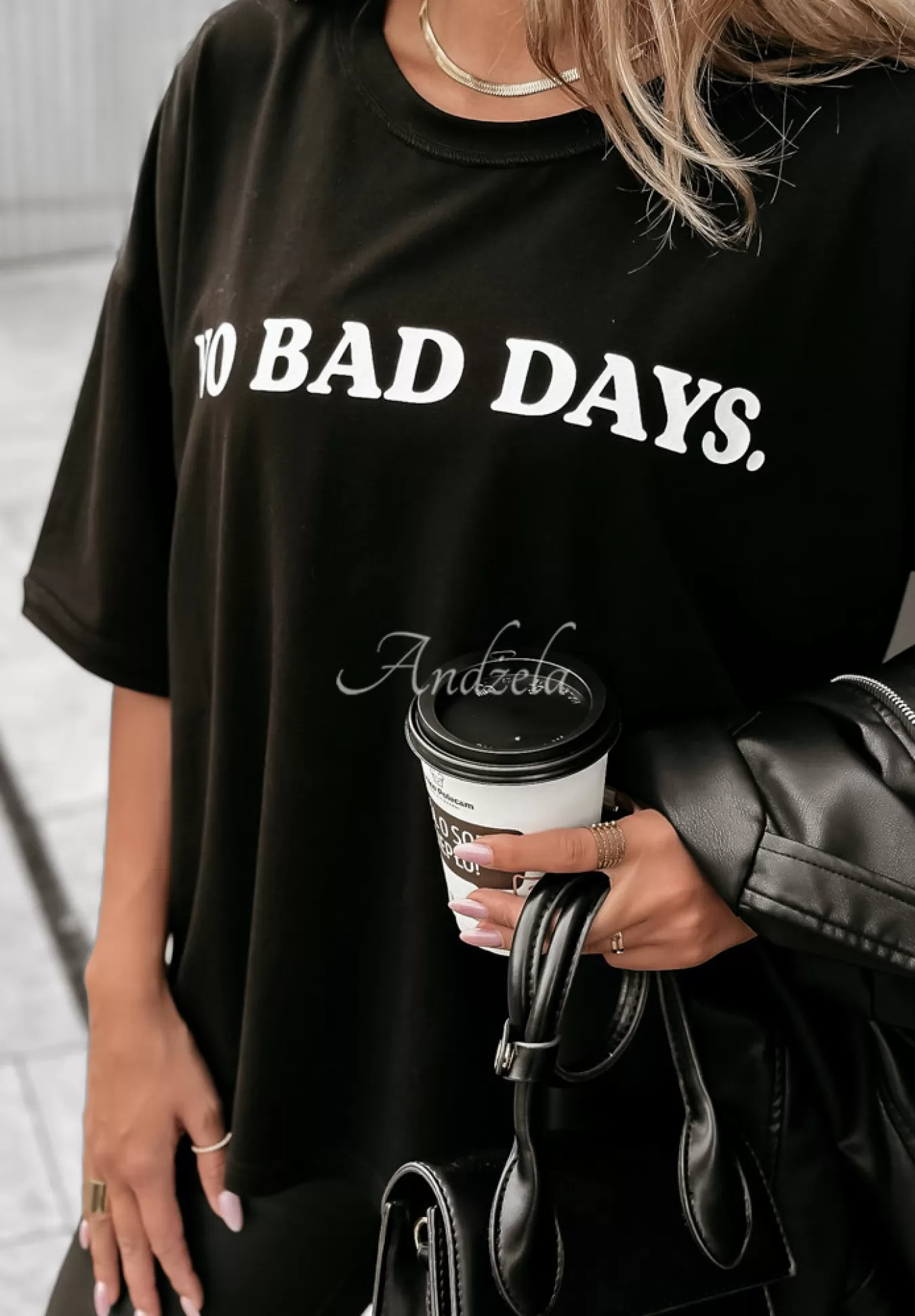 Outlet T-Shirt Z Nadrukiem No Bad Days Czarny Kobieta T-Shirty